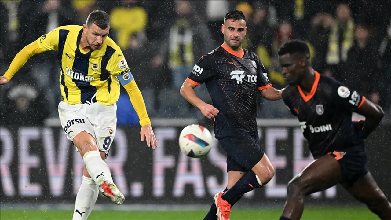 Fenerbahçe Başakşehir'e yenilirse veya berabere kalırsa Galatasaray şampiyon mu?