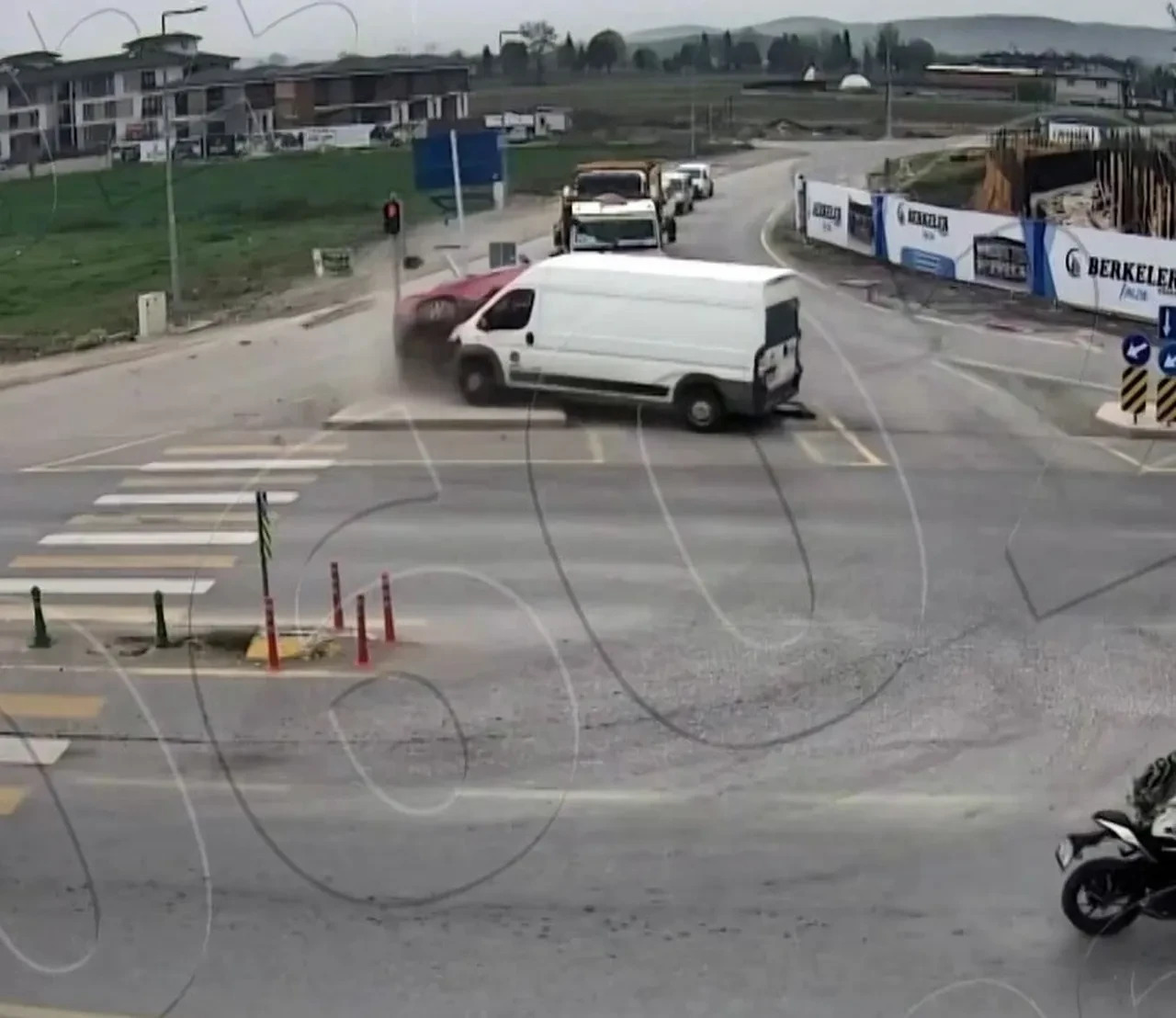 Sakarya'da Akılalmaz kazalar kamerada!