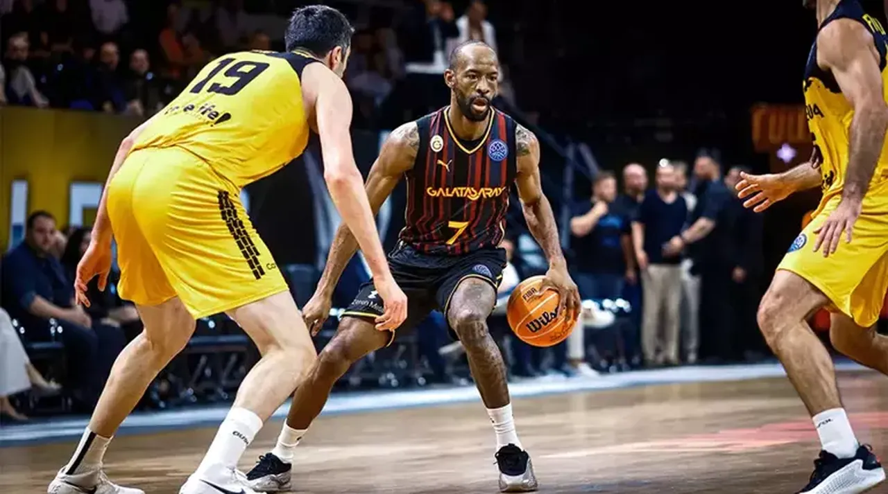 Tenerife Galatasaray maç sonucu kaç kaç? Sarı kırmızılılar Basketbol Şampiyonlar Ligi'nde finalde