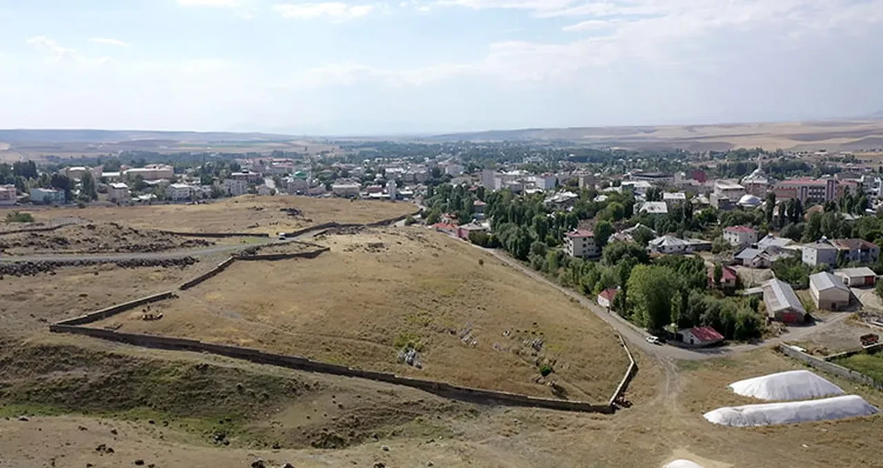 Türk tarihine ışık tutacak! O bölgede 10 yıllık dev kazı başlıyor