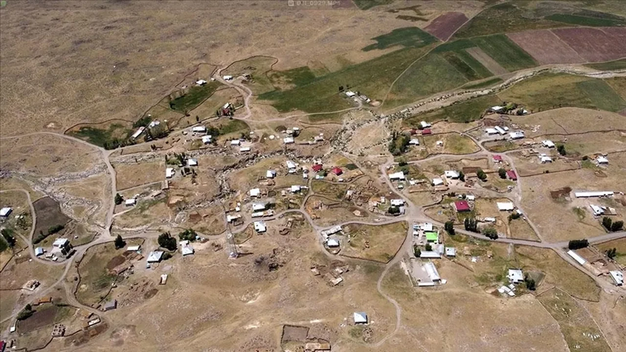 Türk tarihine ışık tutacak! O bölgede 10 yıllık dev kazı başlıyor