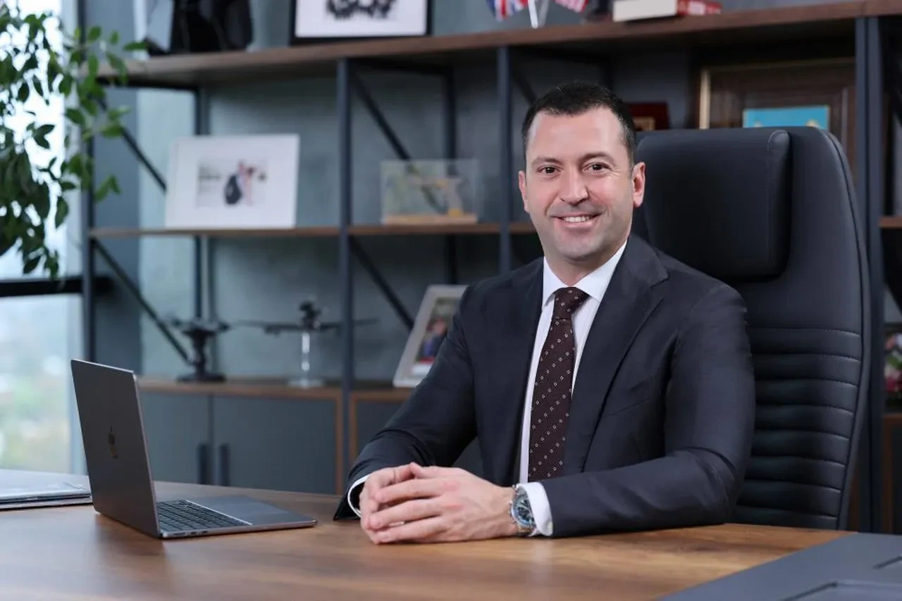 Vilnius’ta CANiK rüzgarı: Türk silah ve araç sistemlerine 12 ülkeden yoğun ilgi