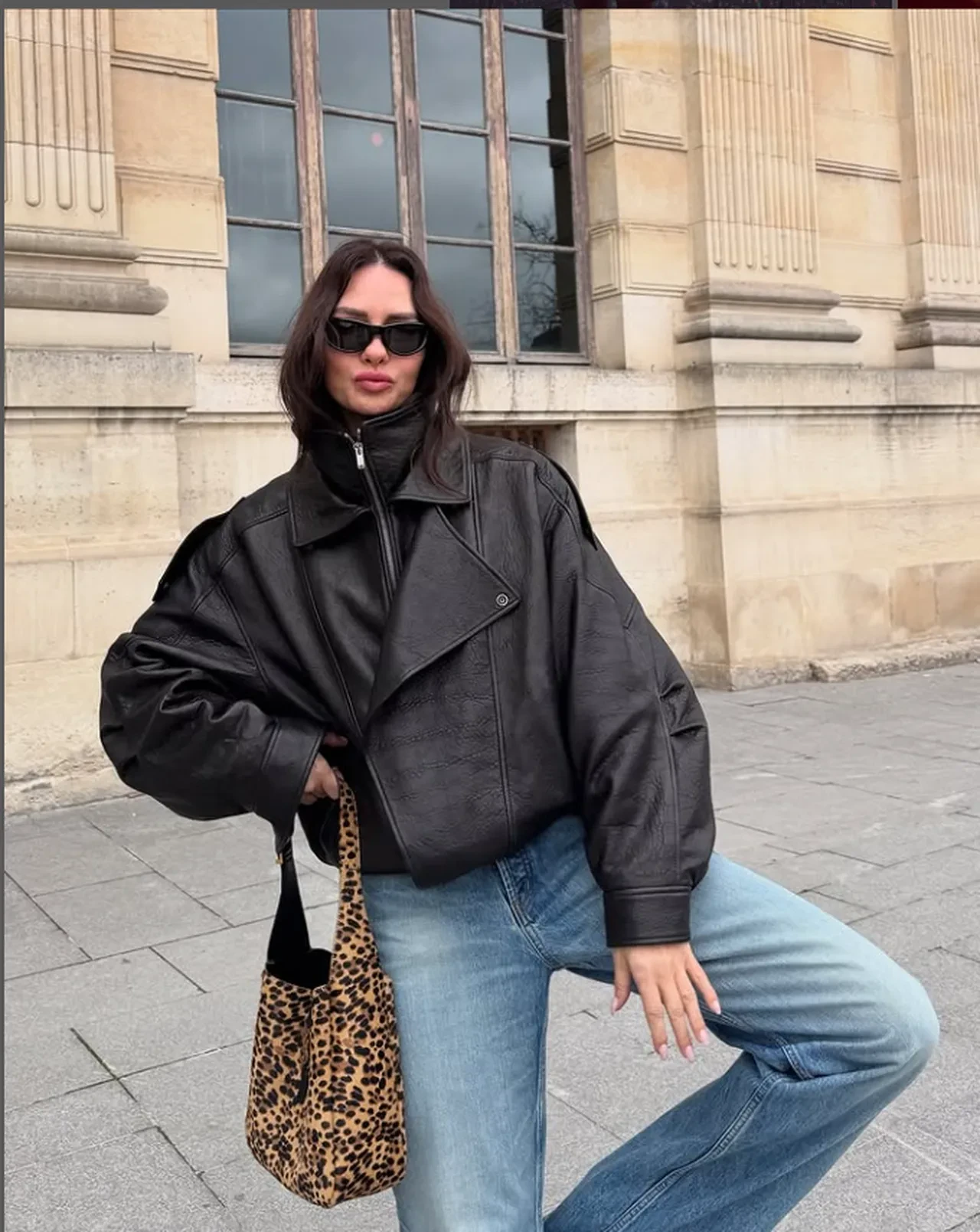 Yasemin Özilhan güzellik uğruna bunu da yaptı!