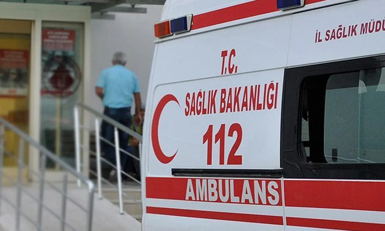 Arkadaşların kavgasında kan aktı!