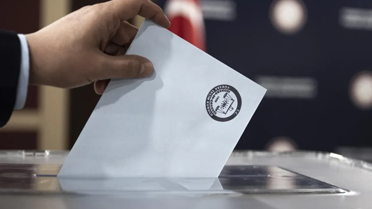 Bir ilçemizde seçim heyecanı! Sandıklar kuruldu, geniş güvenlik önlemi alındı