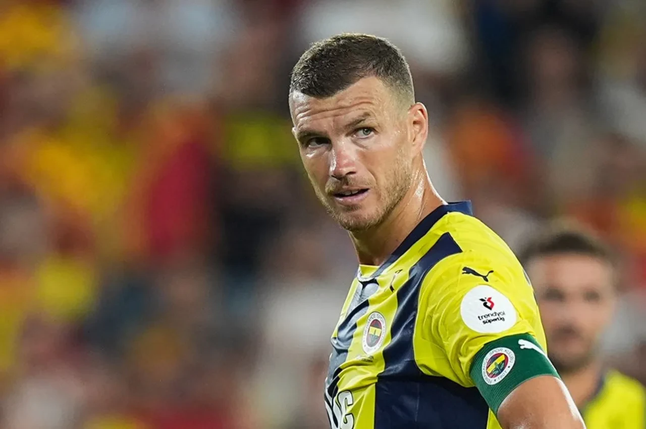 Edin Dzeko'nun karnesi! Fenerbahçe ile ligde 71 gol
