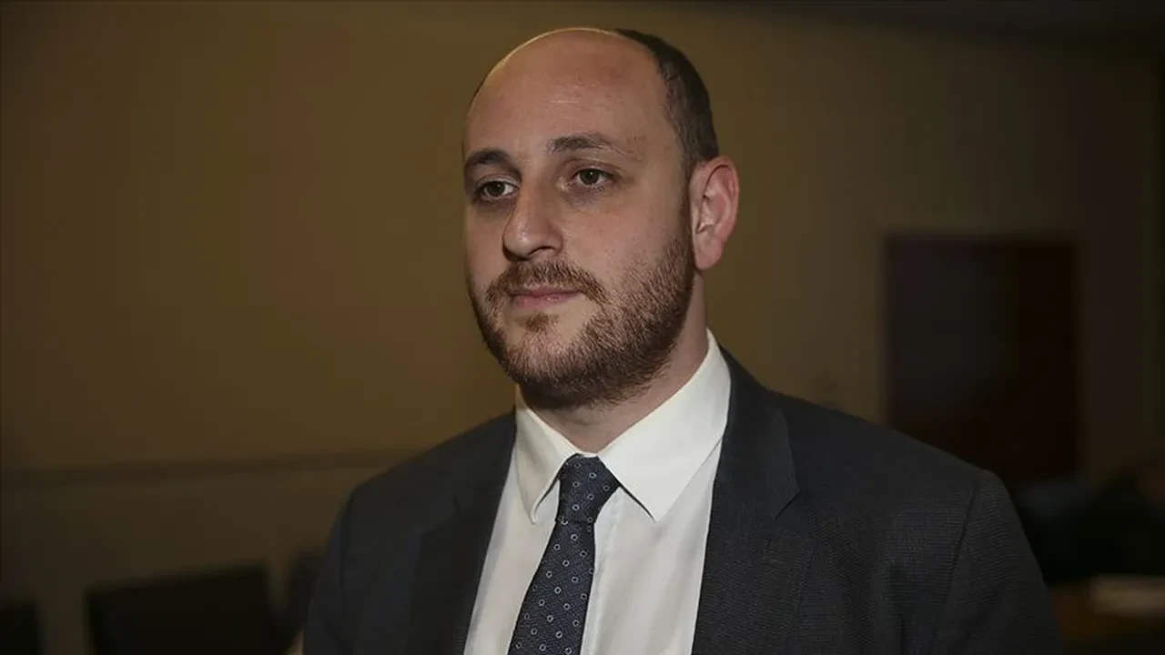 Anadolu Ajansı’nın ‘Kanıt’ kitabı zulmü gözler önüne seriyor!