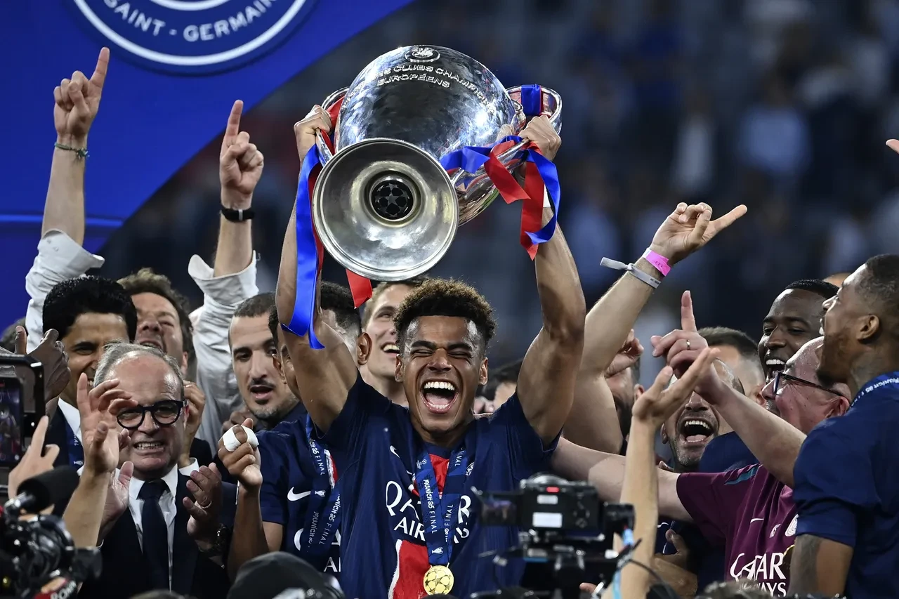 Luis Enrique'den duygusal sözler! Kupayı kazandı, kızını unutmadı