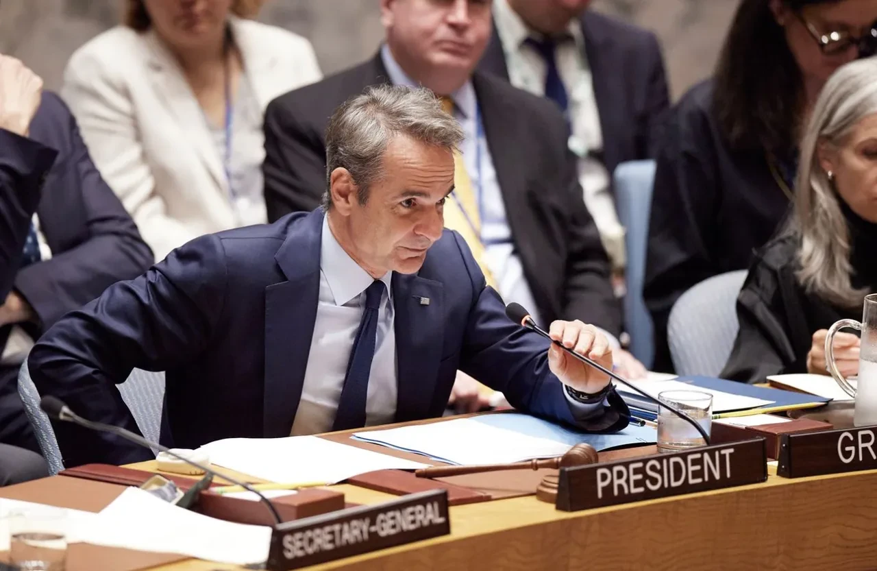 Atina'dan 'deniz parkları' ve 'kablo' hamlesi! Türkiye'nin Mavi Vatan tezleri yine hedefte