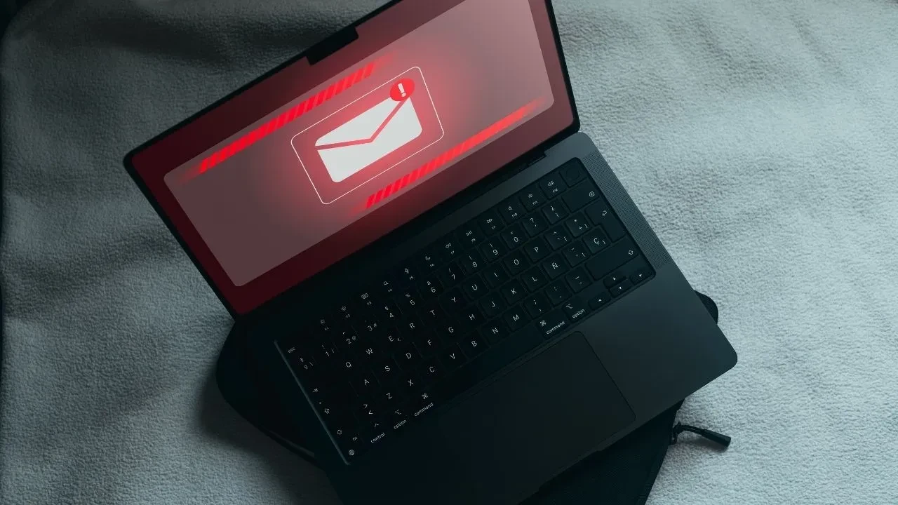 Bu mesajları alıyorsanız sakın tıklamayın! Yeni nesil dolandırıcılık yöntemi ile paranızı kaybedebilirsiniz