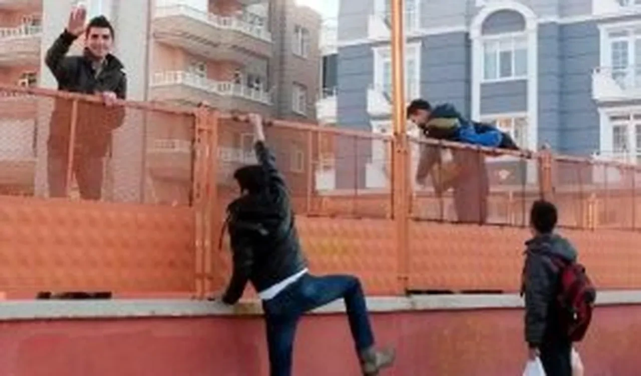 Devamsız öğrenci kalmayacak! Bakanlık harekete geçti