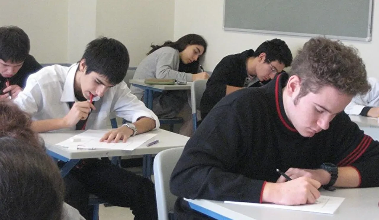 Devamsız öğrenci kalmayacak! Bakanlık harekete geçti