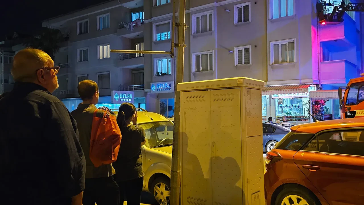 Endişelendiren sessizlik! Ekipler balkondan girdi, uyurken buldu