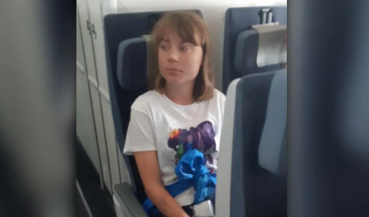 Gazze'ye yardım götüren Madleen gemisindeki bazı aktivistler sınır dışı edildi! 5 Fransız İsrail'de yargılanacak