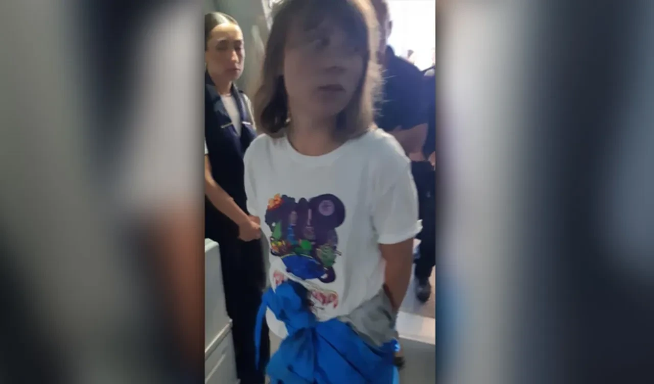 Gazze'ye yardım götüren Madleen gemisindeki bazı aktivistler sınır dışı edildi! 5 Fransız İsrail'de yargılanacak