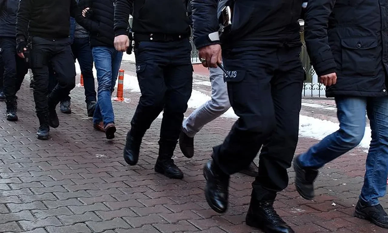 Operasyonlar peş peşe düzenlendi: 47 şüpheli tutuklandı