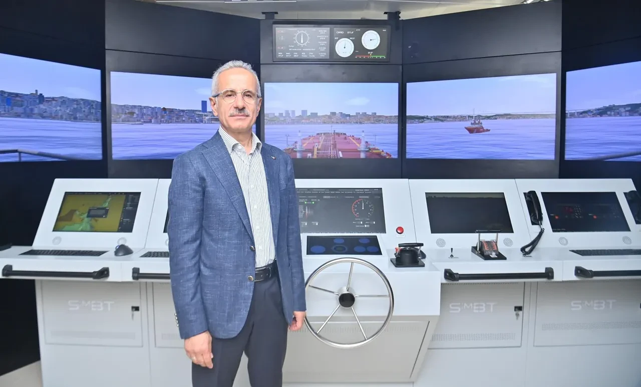 Türkiye denizlere 'dijital kale' kurdu: Gemilerimizi dünyanın her noktasından takip edebileceğiz
