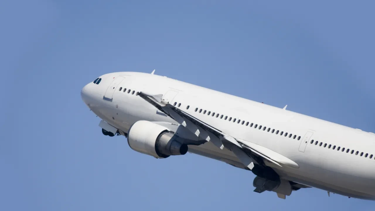 Uçakta en güvenli olan koltuk belli oldu! Bilimsel verilerle kanıtlandı