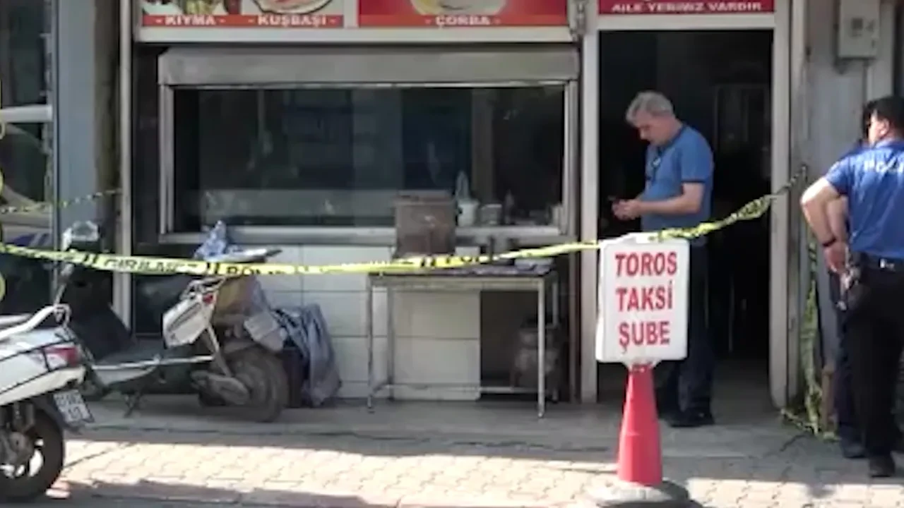 Annesini kebapçıda vahşice öldürdü! Korkunç cinayetin detayları ortaya çıktı