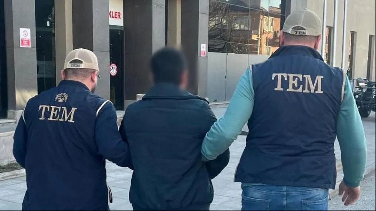 FETÖ'den aranan eski polis memuru yakalandı