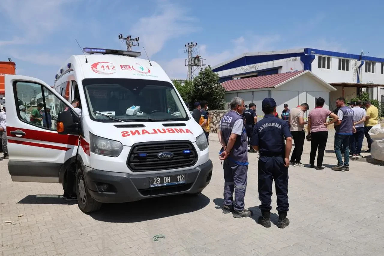 Gaz dolum tesisinde patlama! Bölgeye çok sayıda ekip sevk edildi