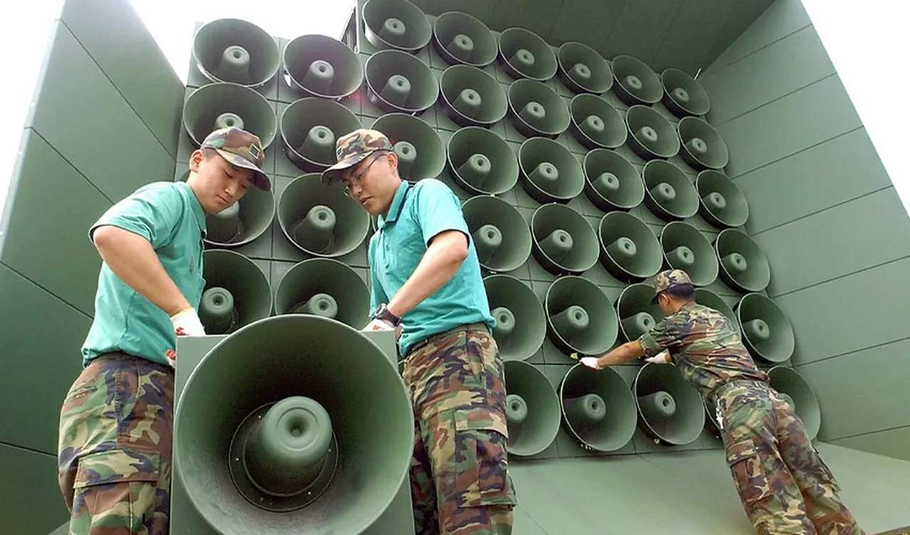 Güney Kore'den Kuzey'e zeytin dalı! Sınırdaki propaganda hoparlörleri kapatıldı