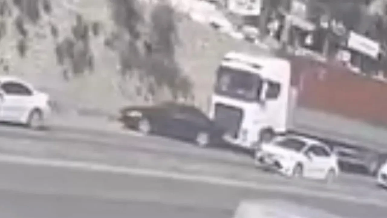 Hatay'da akıl almaz kaza! Göz göre göre sürükledi