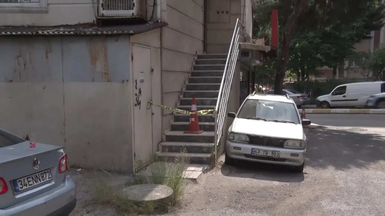 Pendik'te korkunç cinayet! Alacak verecek meselesi kanlı bitti