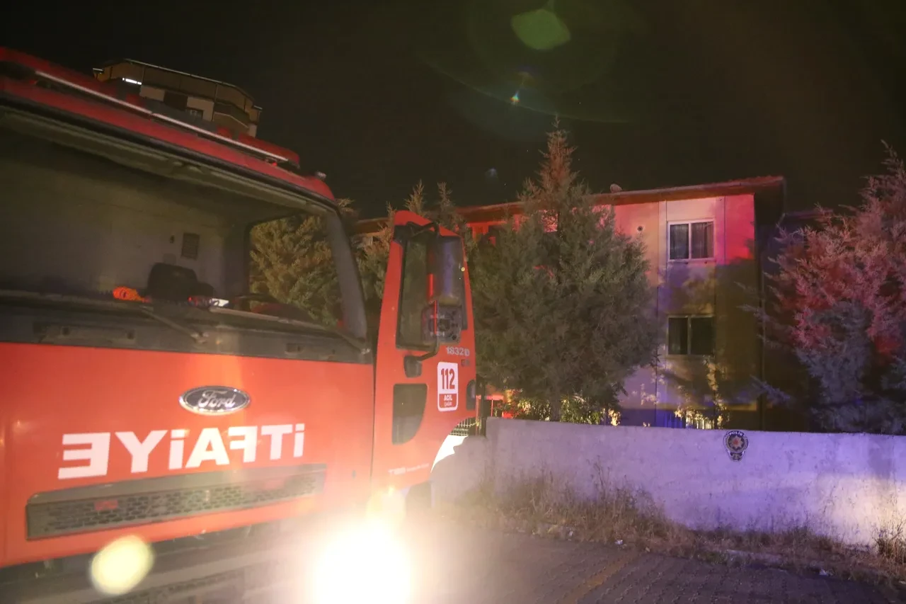 Polis lojmanında yangın! 13 kişi hastanelik oldu