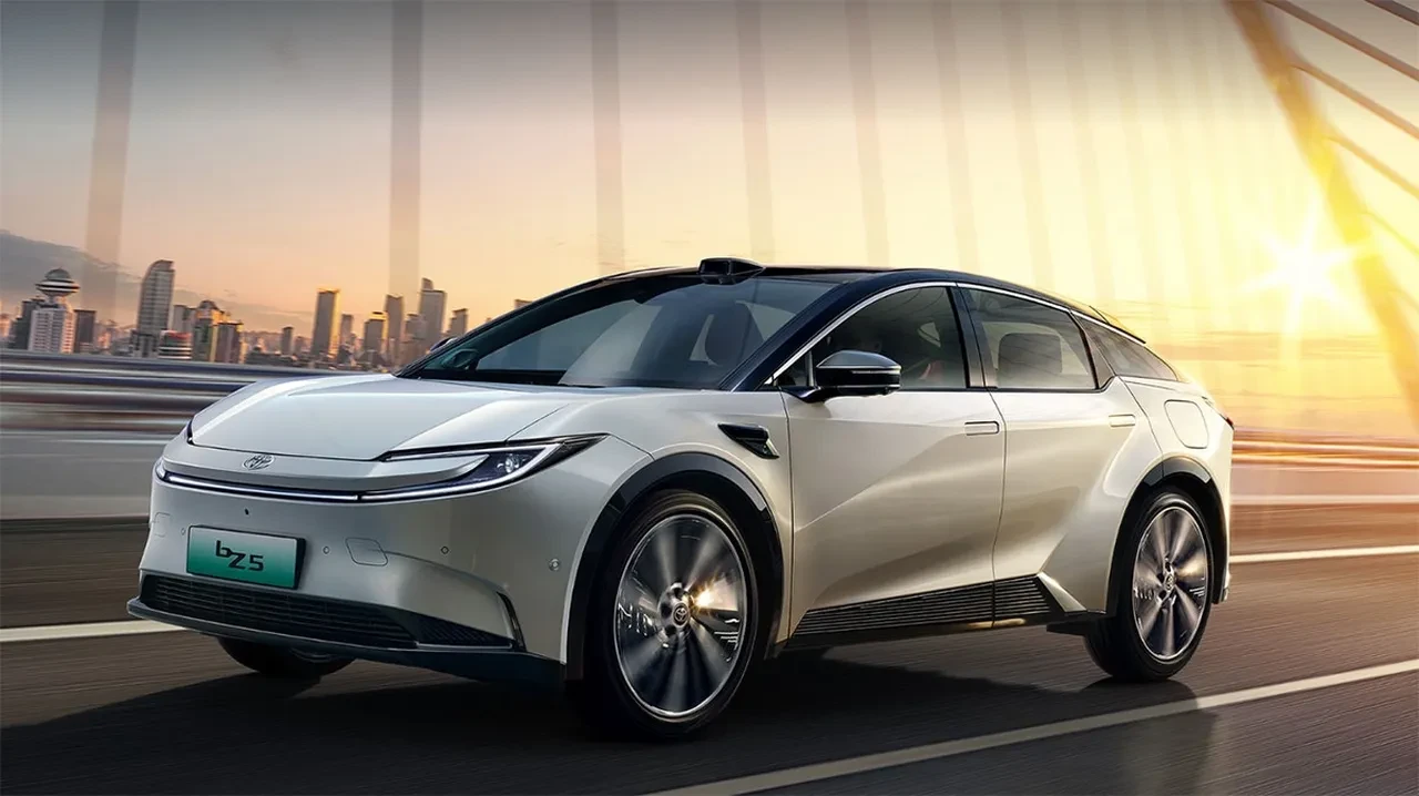 Toyota uygun fiyatlı elektrikli otomobil ile karşımıza çıktı! Uzun menzil ve yüksek performans