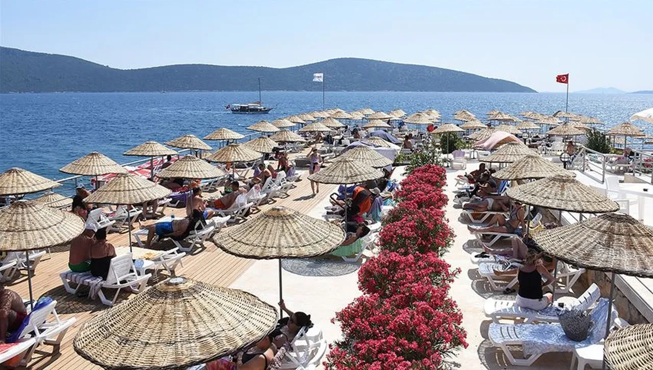 Türkiye'de turizme dinamit yerleştirdiler: Tatilciler kaçıyor!