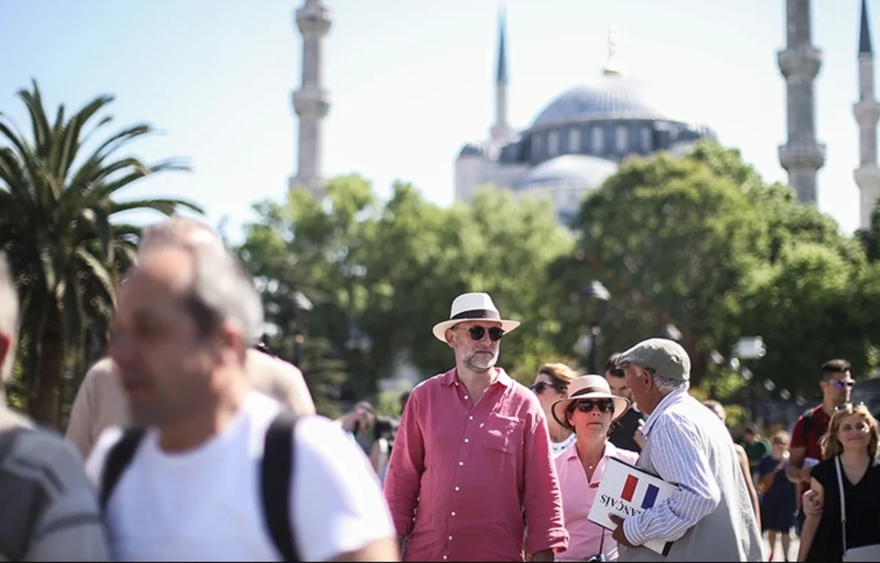 Türkiye'de turizme dinamit yerleştirdiler: Tatilciler kaçıyor!