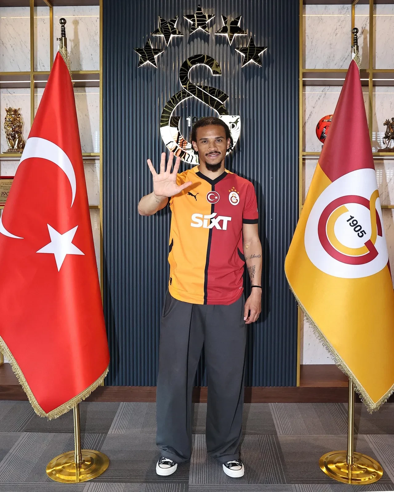 3 yıllık imzalar atıldı! Galatasaray Leroy Sane'nin maliyetini açıkladı