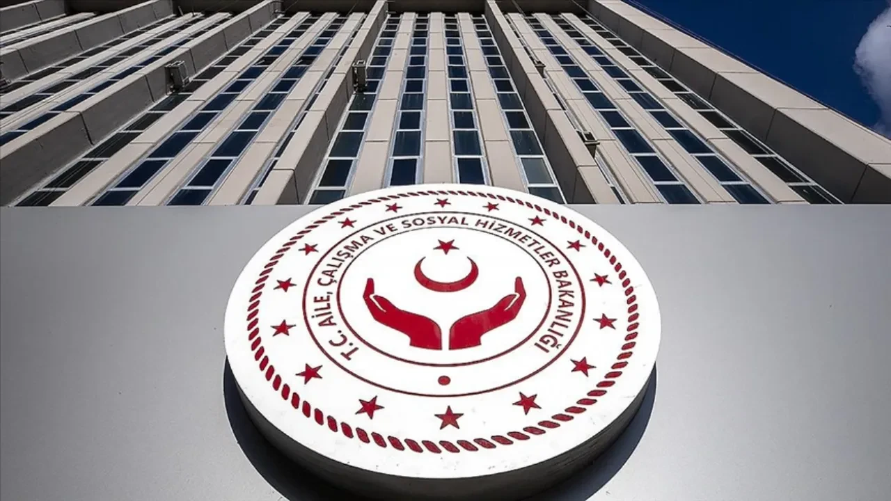 Aile Bakanlığı personel alımı başvuruları ne zaman, nasıl yapılır? 360 sürekli işçi alımı yapacak