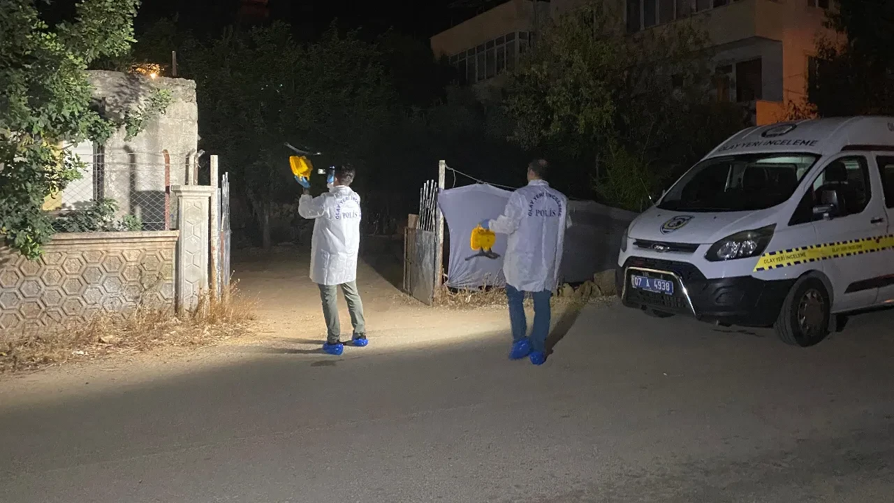 Antalya'da akılalmaz olay! Tavukları beslerken hayatını kaybetti! Ölüm sebebi şoke etti!