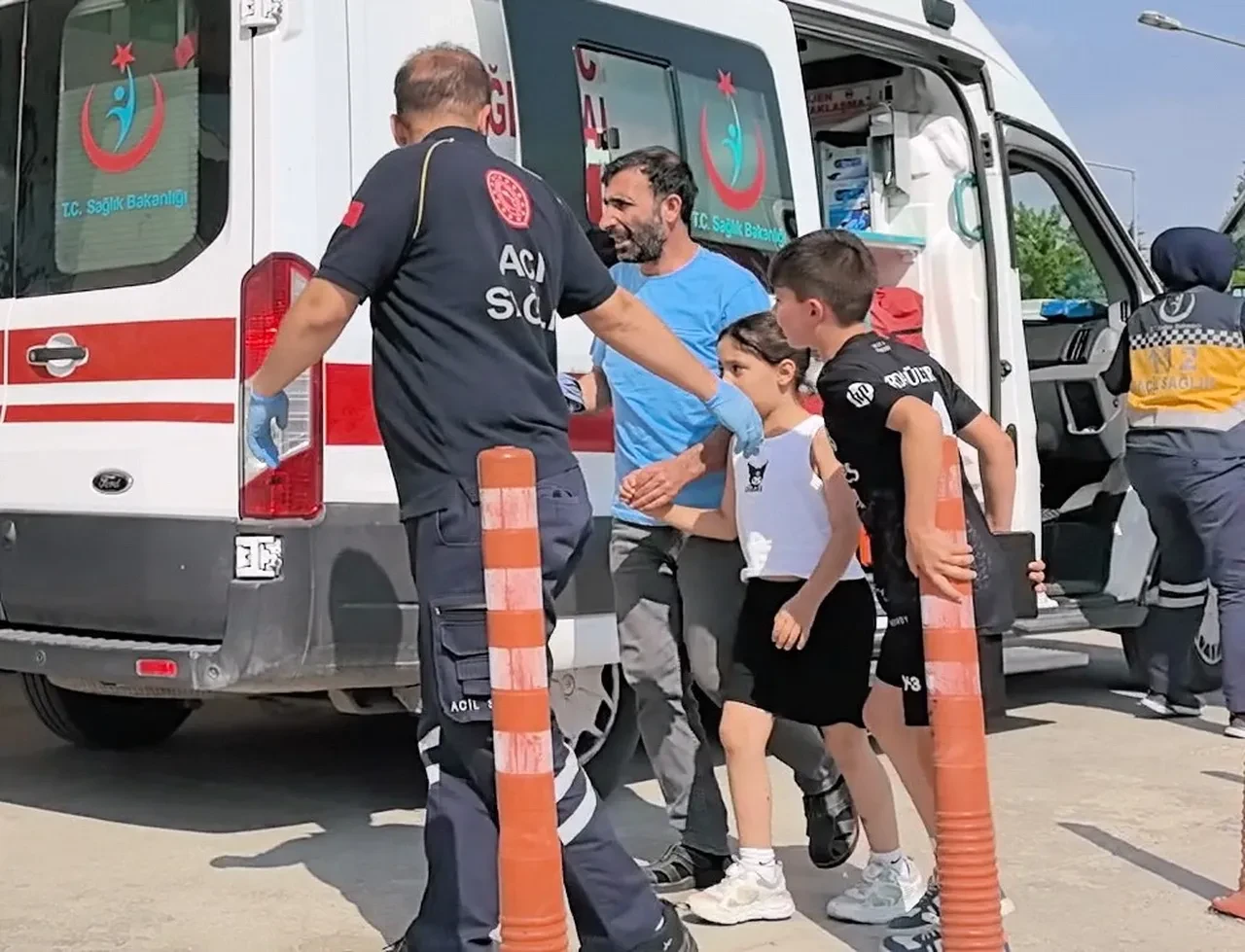 Bursa'da yürekleri ağza getiren olay! Çocuğun diline bıçak saplandı