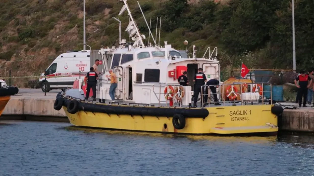 Çanakkale'de Sağlık-1 Botu'nda patlama: 1 ölü, 1 yaralı