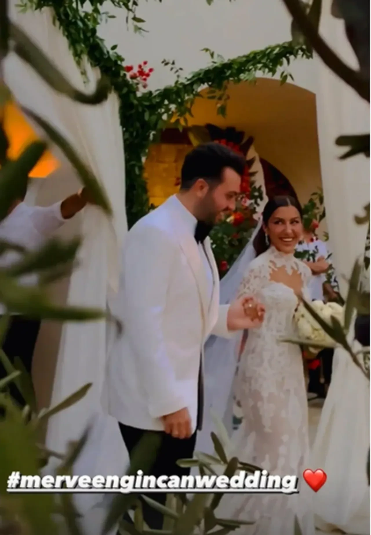 Sibel Can babaanne oluyor! Torununun cinsiyeti belli oldu