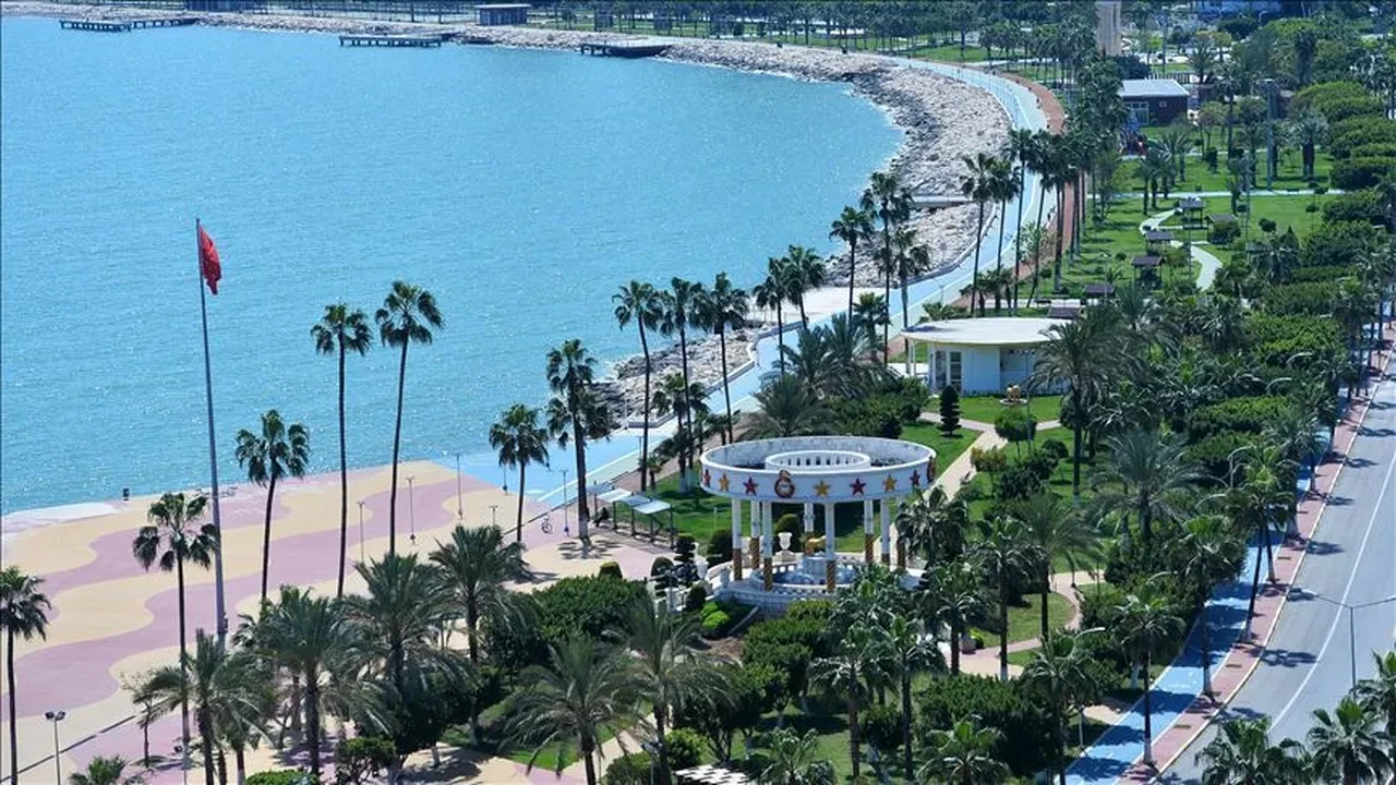 Ticaret Bakanı Ömer Bolat: Mersin'i Dubai konumunda göreceğiz