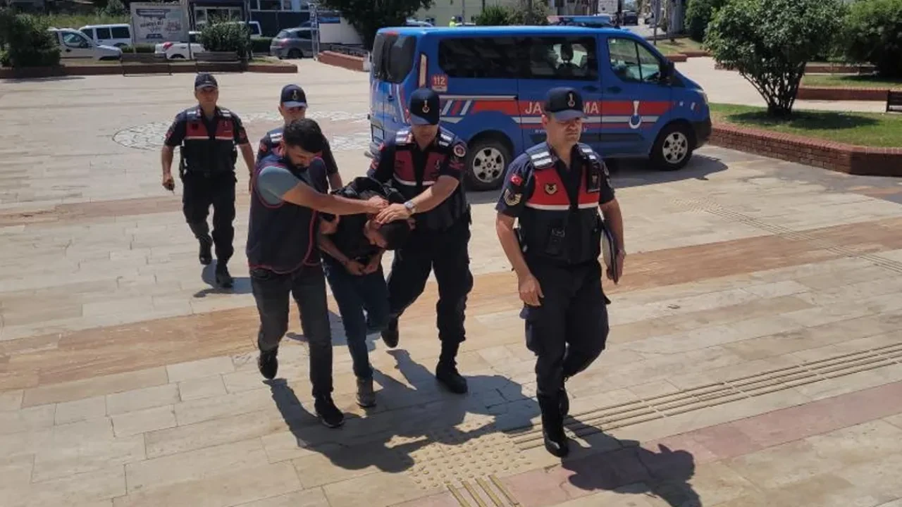 Aydın'da kan donduran vahşet! Akrabasını tornavida ile katletti