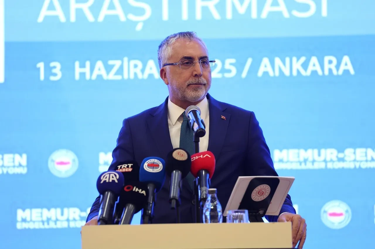 Bakan Işıkhan’dan istihdam müjdesi: 1 milyondan fazla kişi iş sahibi olacak