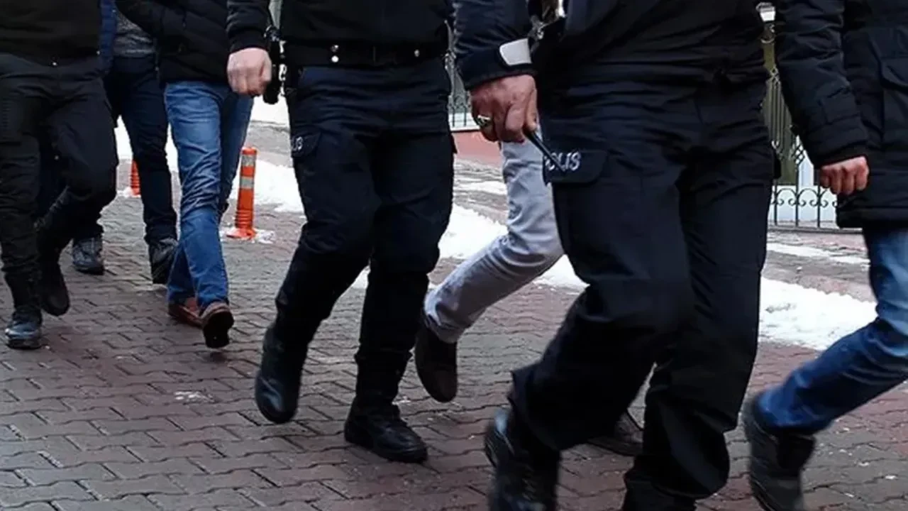 Bakan Yerlikaya duyurdu! 36 ilde yasa dışı bahis operasyonu