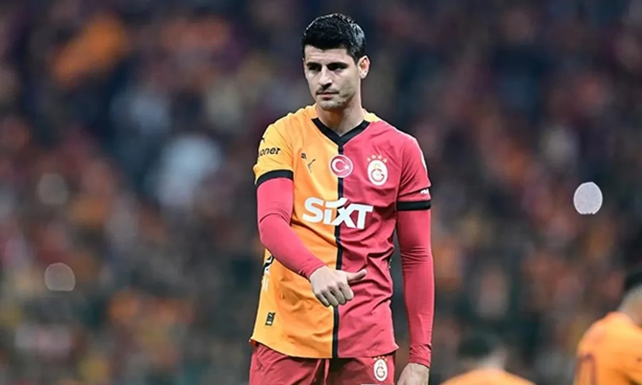 Galatasaray'ın yıldızı gidiyor! Eşyalarını topladı, ayrılık yakın