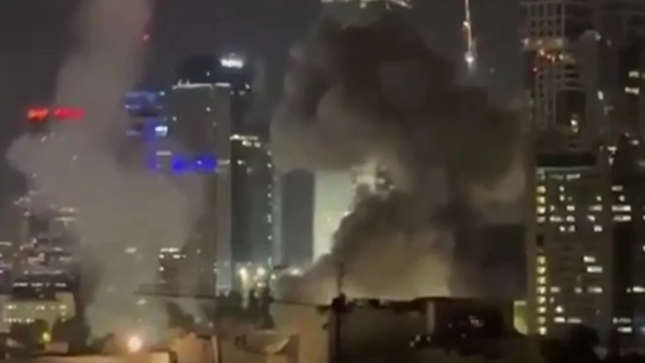 İran’dan misilleme: Tel Aviv’e balistik füze isabet etti