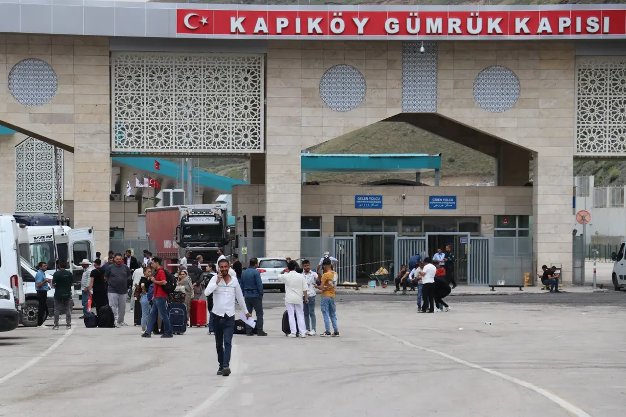 İranlı turistler İsrail'e ateş püskürdü! 'İntikam duygusu içindeyiz'