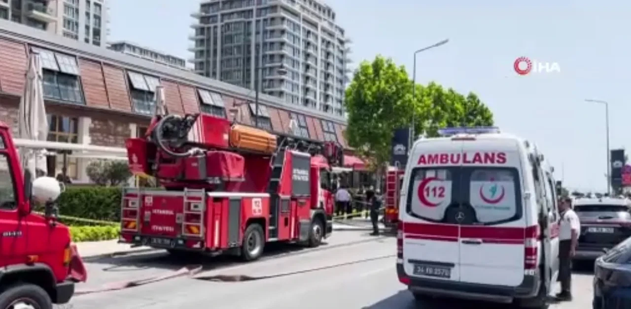 İstanbul Zeytinburnu'nda restoranda yangın