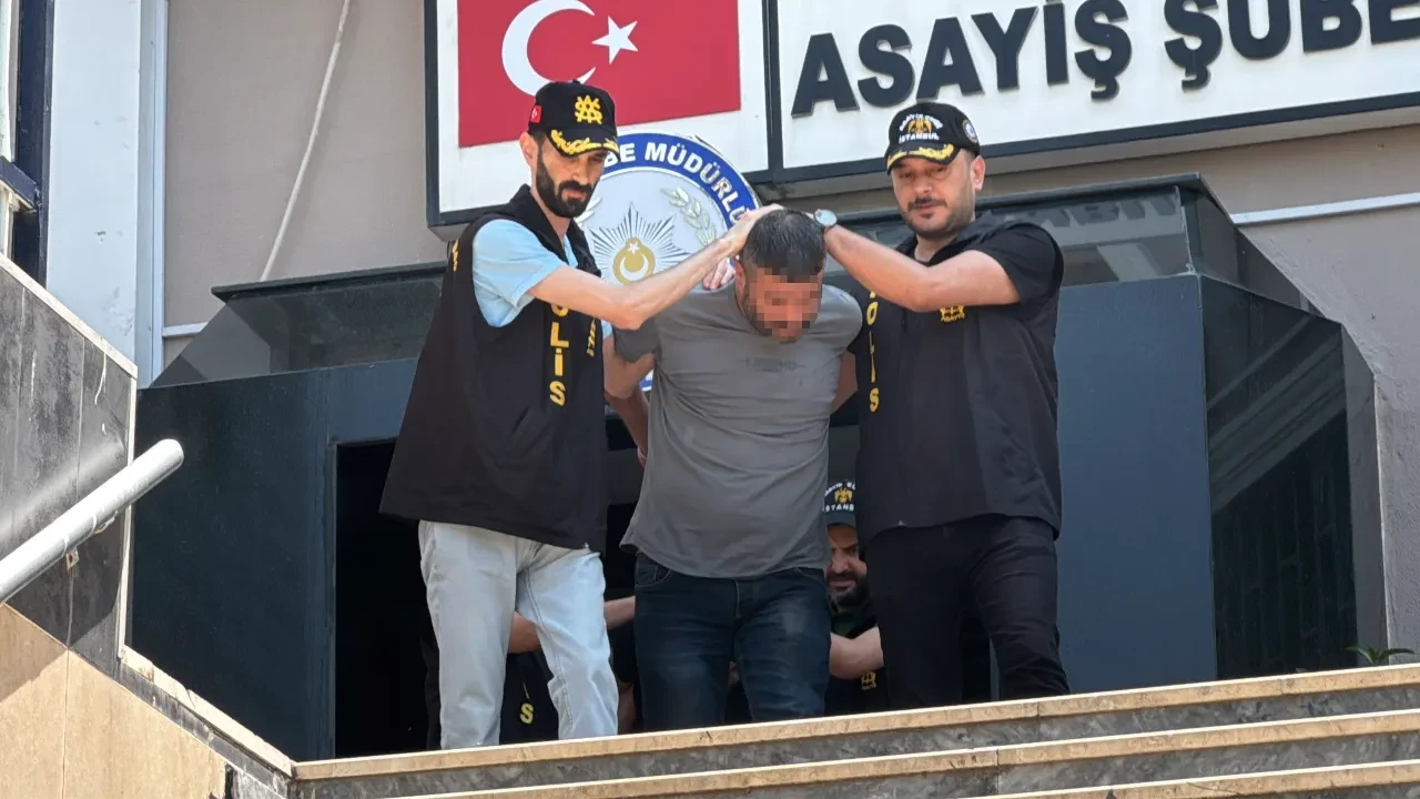 Kahvehanede korkunç olay! Silahını gösterdi, kalbinden vuruldu