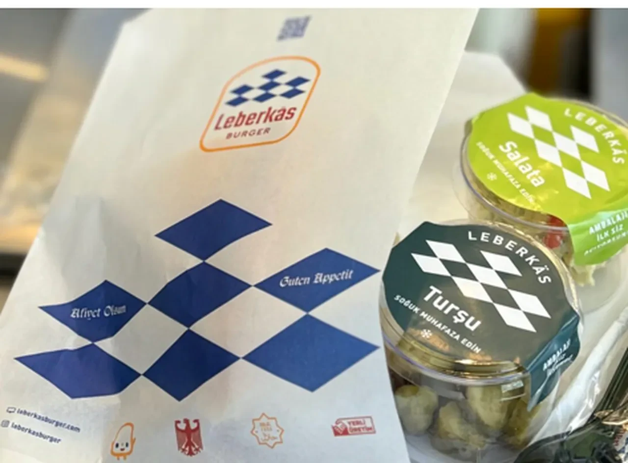 Leberkas Burger şimdi de Türk tüketicilerin damak zevkine hitap edecek