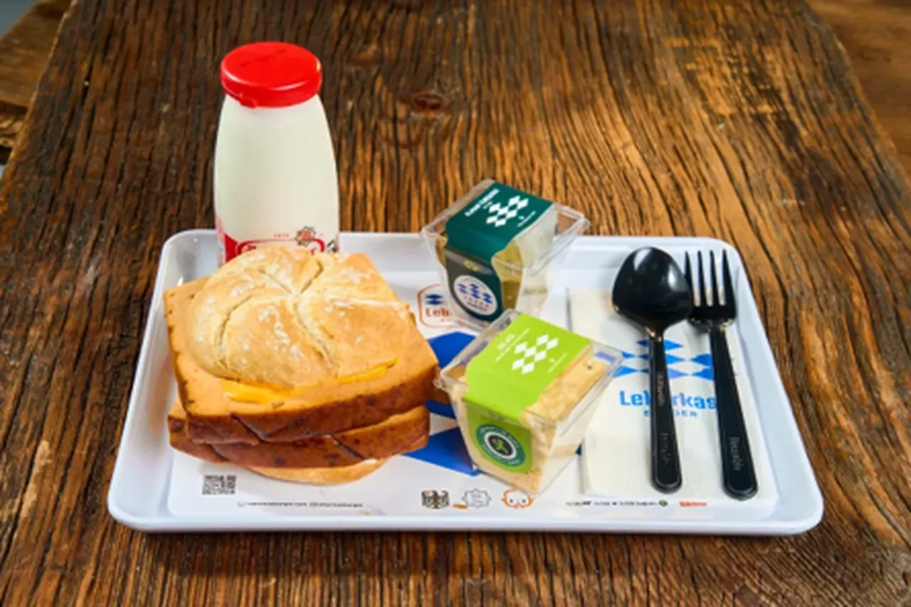 Leberkas Burger şimdi de Türk tüketicilerin damak zevkine hitap edecek