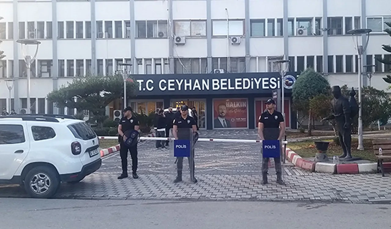 Seyhan ve Ceyhan Belediye Başkanları görevden uzaklaştırılmıştı! Başkan vekili seçim tarihi belli oldu